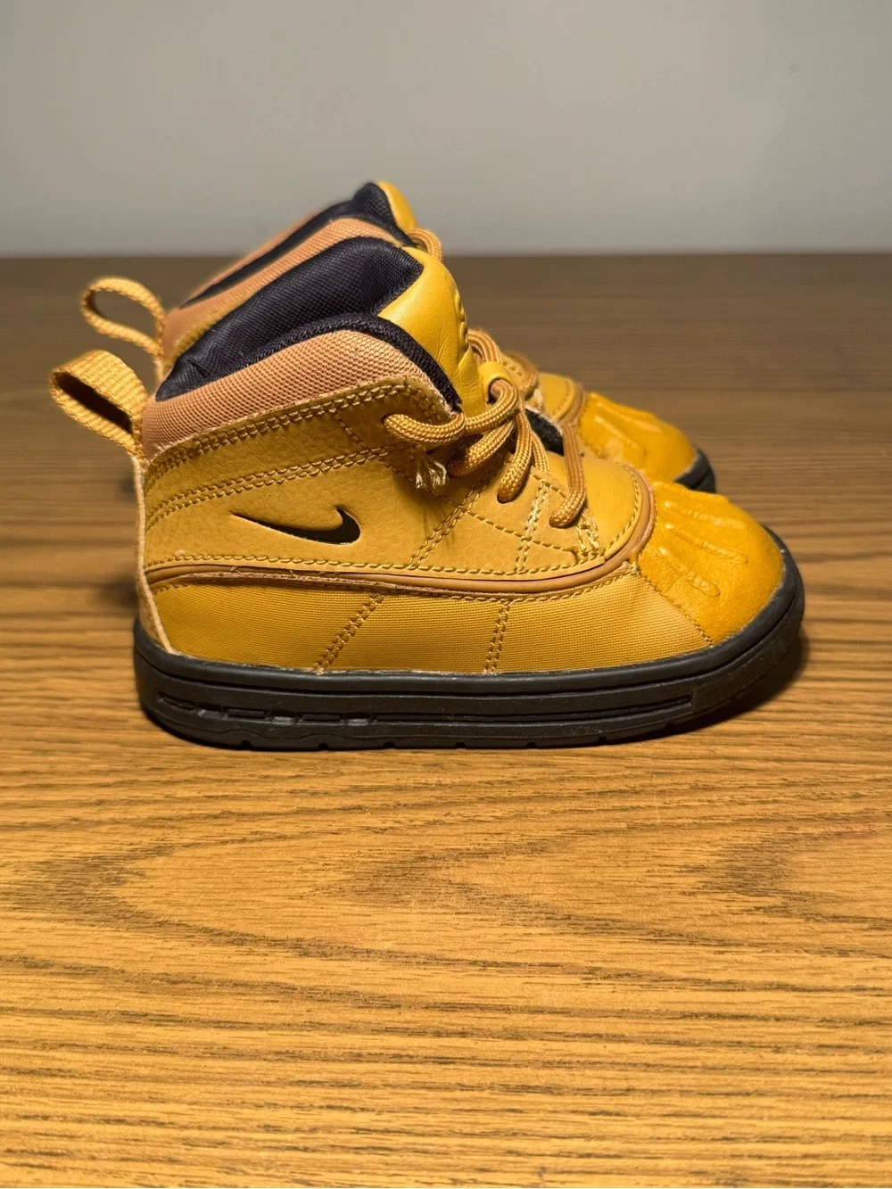 Nike Woodside 2 High TD 'Wheat' 7c   High-Top Sneaked